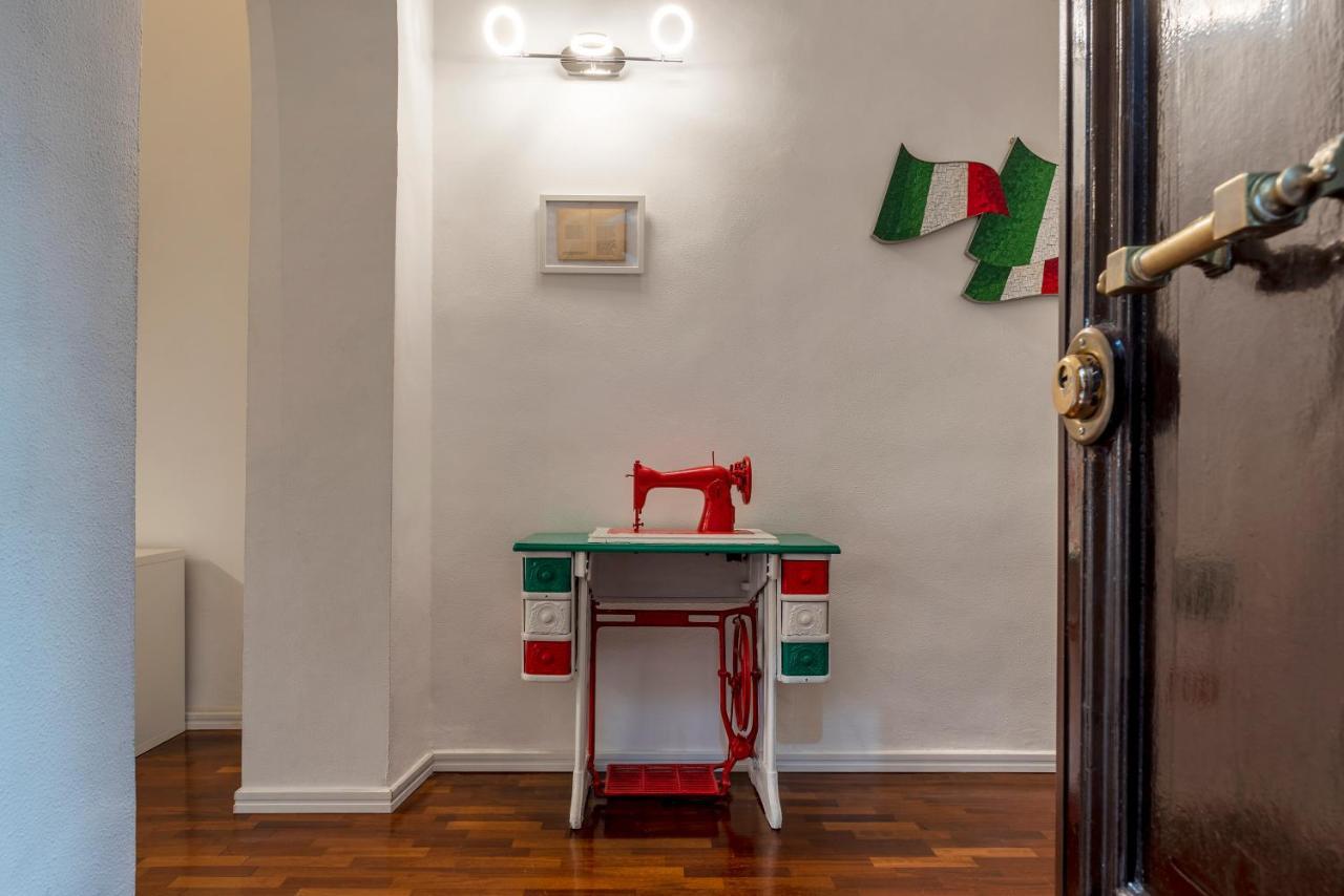 Fontana Di Trevi Design Apartment Rzym Zewnętrze zdjęcie