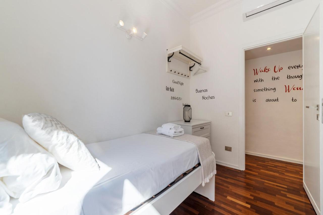 Fontana Di Trevi Design Apartment Rzym Zewnętrze zdjęcie